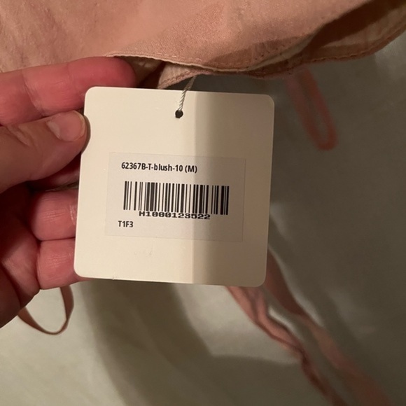 COPY - Hello Molly Rose Pink Cropped Halter Top Size M - Picture 8 of 8